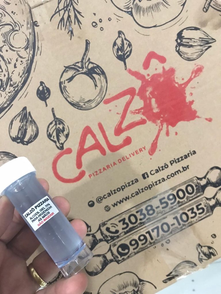 drflaviofreire's tweet photo. Golaço da @calzopizza!
Pede a pizza e ganha álcool em gel!
Toda ajuda é válida contra a disseminação do COVID-19!
Faça sua parte!
Todos contra o coronavírus!
#gastronomia #pizza #calzo #calzopizza #calzopizza🍕🍕🍕 #calzodelivery #todoscontraocoronavirus https://t.co/Sy5nPKy6mX