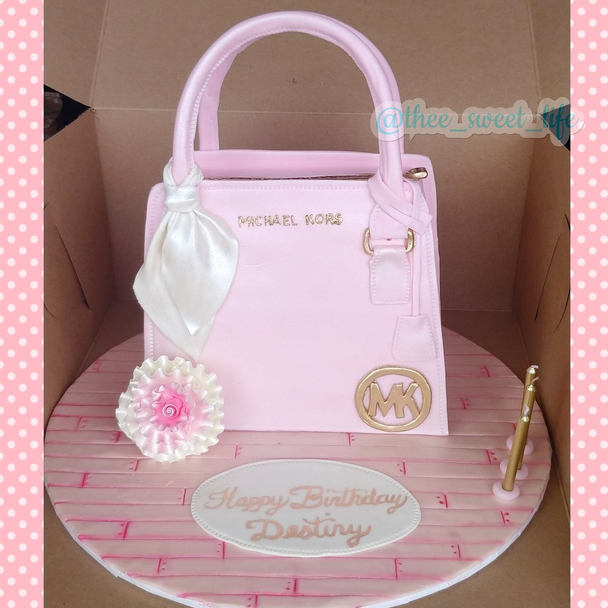 michael kors purse cake