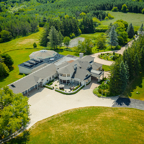 Learn Drone Real Estate Photography from home! Join <a href="/AlteXAcademy/">AlteX Academy</a>  and <a href="/stallonemedia/">Stallone Media</a>  on April 2 at 2pm for an online Drone Real Estate Photography course. Take your drone business to the sky!
Sign up: altexacademy.com/drone-real-est…

#dronephotography #realestatephotography #drones