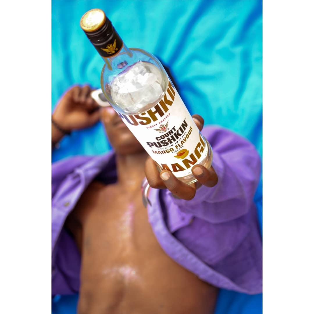 sowetohippie's tweet photo. New work for @Count_Pushkin
Color is my creative element. It is my day-long obsession, joy and torment. Color is only beautiful when it means something๐ #LiveWithColour #UltraPushkin #countpushkinvodka #UltraSA2020
Direction and styling :@sowetohippie
Ph x :@Artparasite2 https://t.co/rDtX0D97tN
