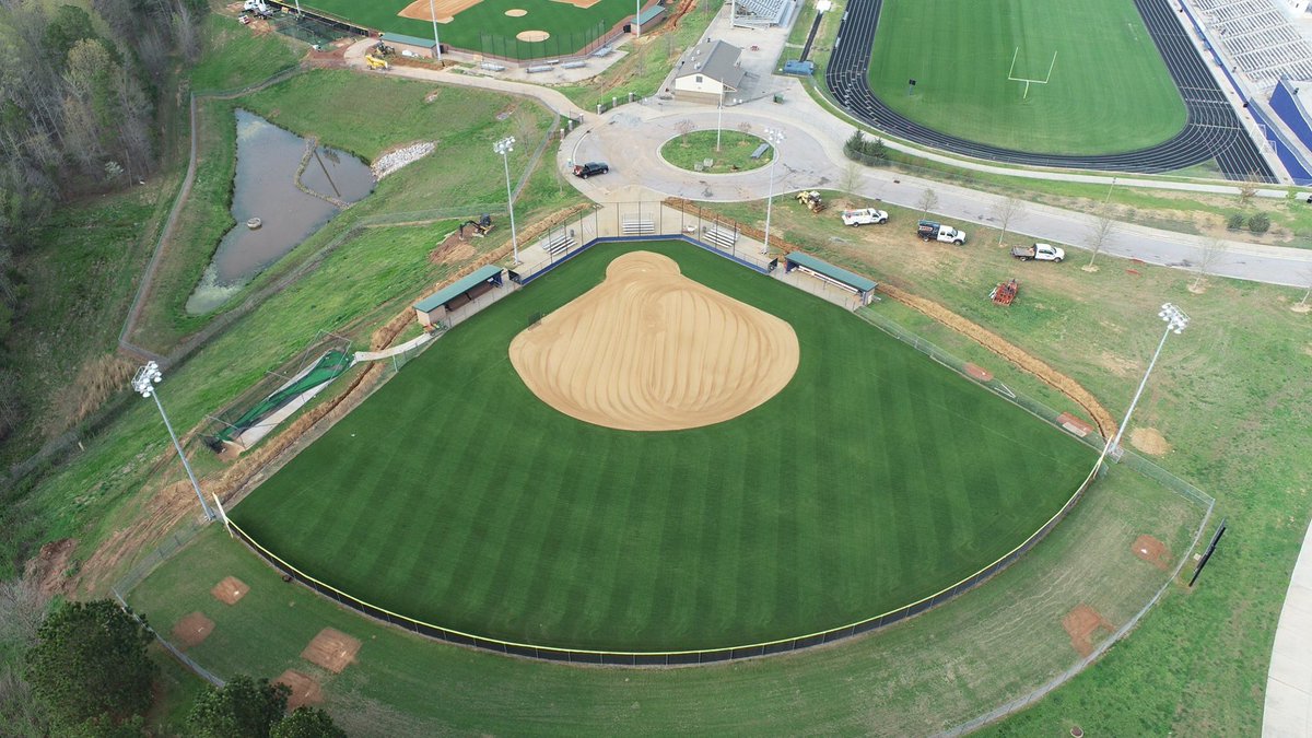 CHS_Cavs's tweet photo. Wow, can’t say enough about the great work from Torrence Sports Lighting &amp; Camp Electric on our 🥎⚾️ lights project! 👀👌🏻 Thank you @CABC_GoCavs 4 nonstop efforts &amp; funding! Getting close @SoftballCavs @CHSbasebalsquad @CHS_Cavsnation Let’s go Cavs! @UCPSNCAthletics @AGHoulihan https://t.co/GNEIx4nQ7C