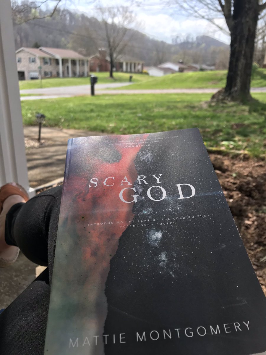KeishaLeanna's tweet photo. “Ultimately, true courage means choosing the path of righteousness no matter what feelings you may have to walk through along the way.” #ScaryGod @ForTodayMattie https://t.co/82qBzdIHoV