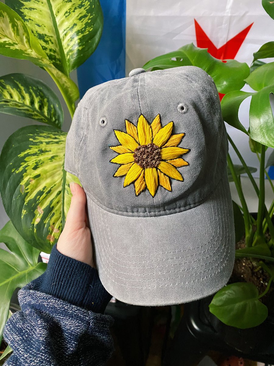 chouetterin's tweet photo. ✨ giveaway ✨

one custom embroidered hat of your choice (examples below)!!

to enter:
• rt this
• follow me

extra entry:
•tag a friend!

ends on 4/10, good luck 🌞 https://t.co/UzoAUwxFaO