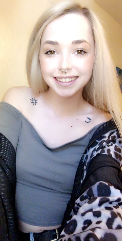 Ashhleee19's tweet photo. Gonna love myself 🥰 https://t.co/161jNlthjL