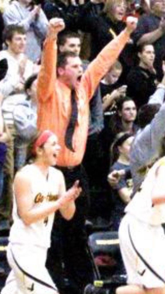 willy4221's tweet photo. Challenge accepted. Thanks @gbodensteiner .

You guys are up next: @GoHawkBaseball @thekark20 @CoachColeWSR @TRigdon5 . https://t.co/9VT4fwA3q8