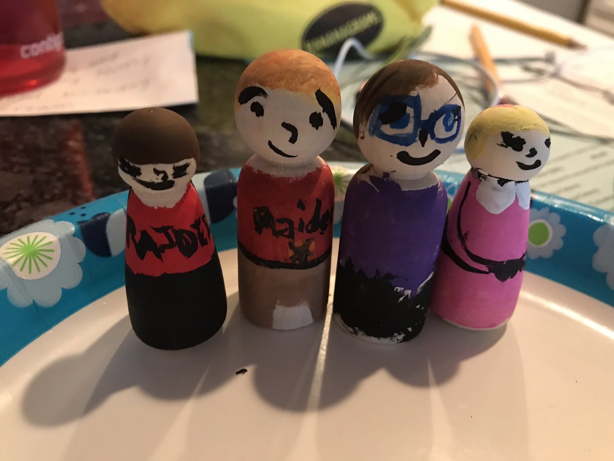 lrosen6's tweet photo. @ryetookay this is our family! https://t.co/gZ6ZlhlfGV