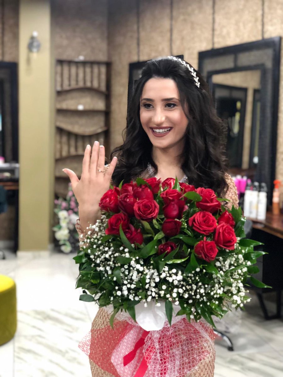 Toplanın kızlar alırım bir hayırlı olsun evleniyorum 💍  <a href="/fatmajates/">fatmajim</a>  <a href="/sserdemm/">SERD.</a>  <a href="/hacerkann/">Hacer KAN</a> @betuszy  <a href="/alynazturk/">Alisya 🍀</a>  <a href="/Tugbazturk2/">Tugbazturk</a>