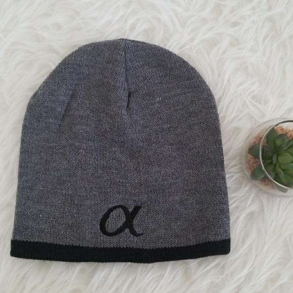 sambarton's tweet photo. @SonyAlpha hello! Do you know if it is possible to buy these hats anywhere in the UK? Thanks! https://t.co/WfxMIlqsfA