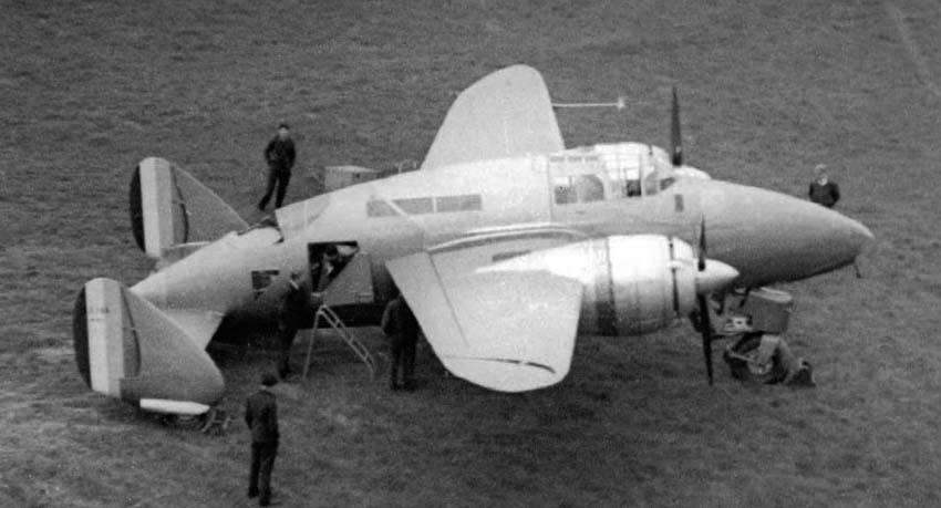 ron_eisele's tweet photo. 29 March 1939. First flight of the SNCASE SE 100 (initially designed Lioré et Olivier LeO 50), French two-seat, twin-engine fighter. Mass production was planned to begin late in 1940 but the Fall of France prevented this. https://t.co/YF82R6cER5