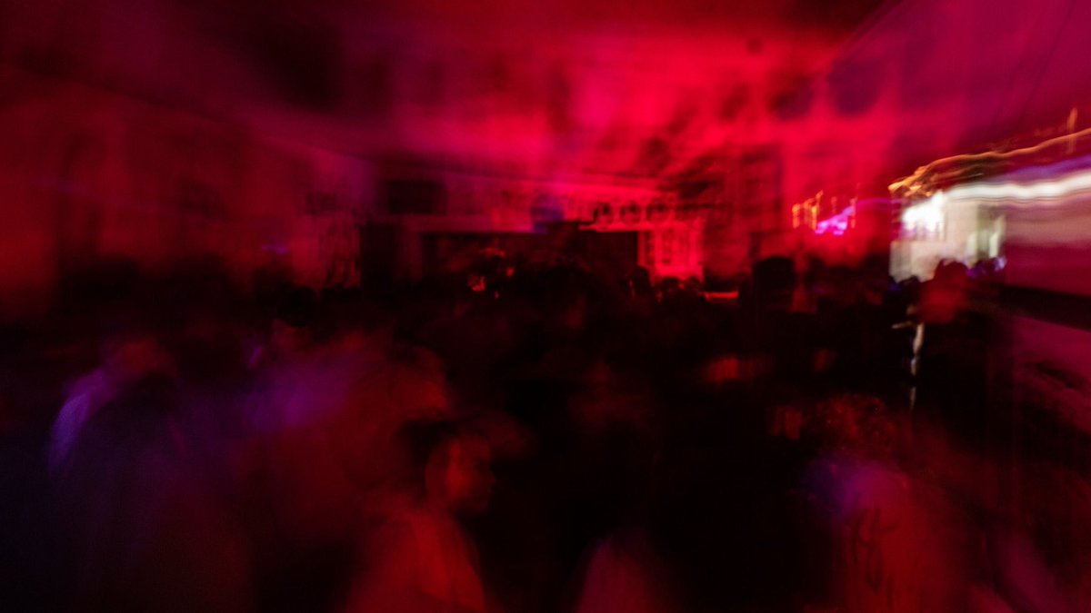 variospedro's tweet image. onde eu queria estar agora :’)