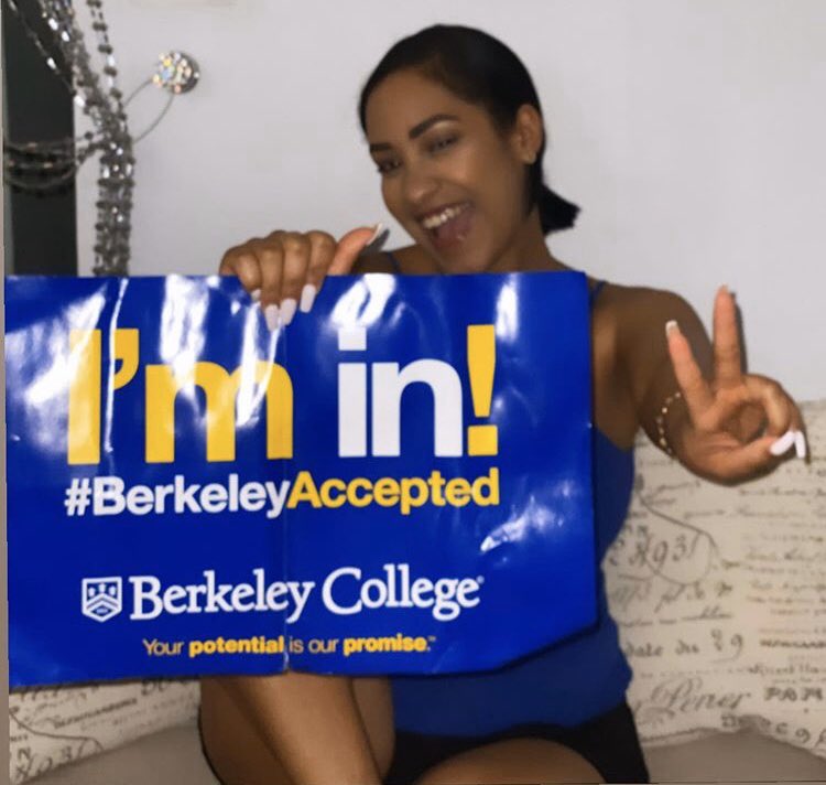 BerkeleyCollege's tweet photo. Sending a virtual high five! Congratulations on being #BerkeleyAccepted 👏🎊 https://t.co/bZfnpsMDjE