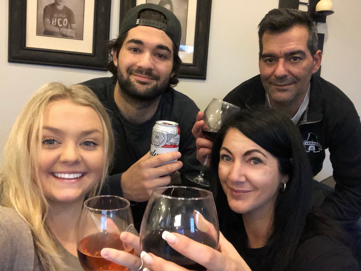Ryandasilva1798's tweet photo. #CheerstoMike Toast to a great coach and even better person @liamham24 @OnTruck https://t.co/82e92TDdr0