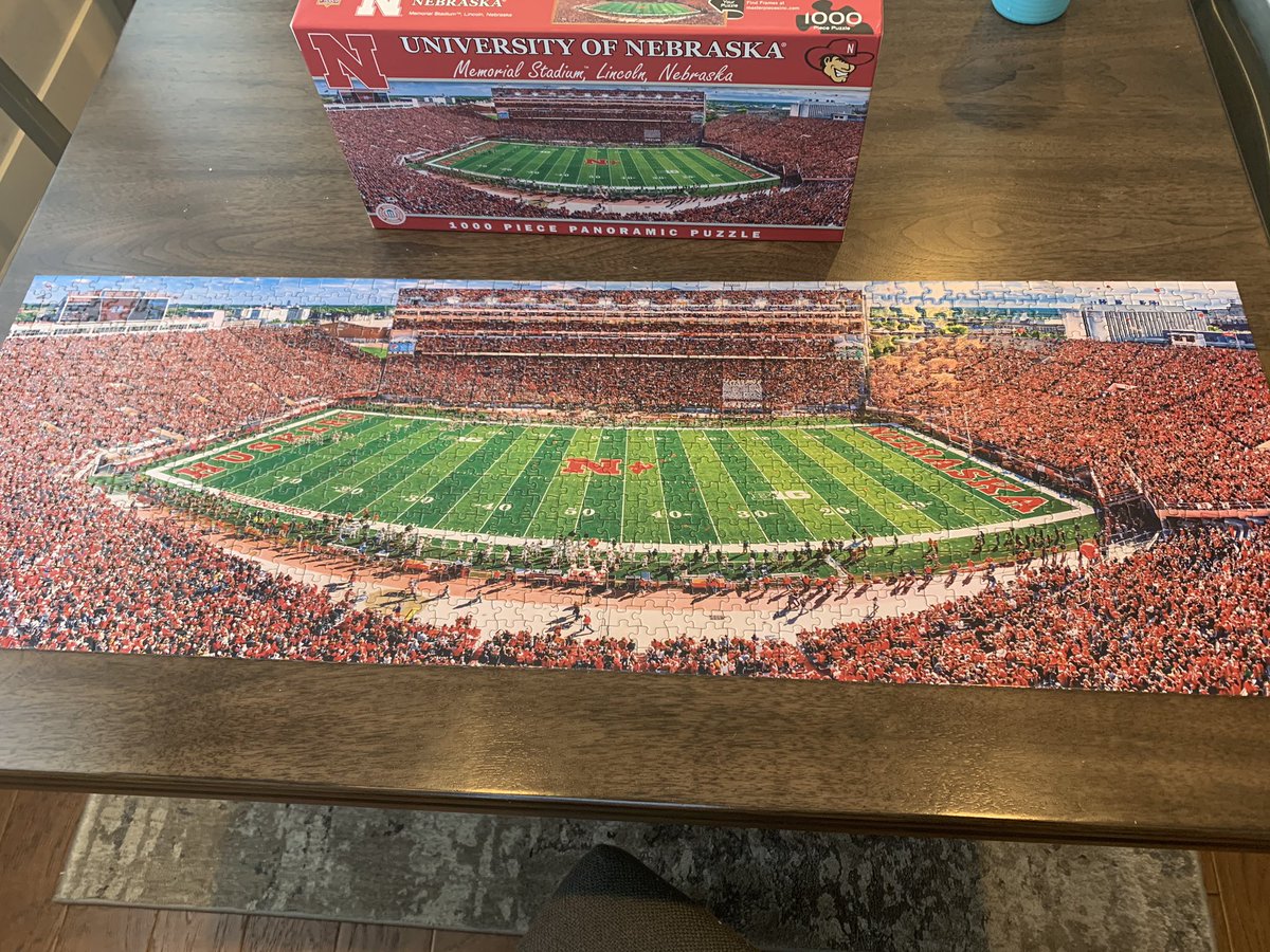 TravisMThomas's tweet photo. My greatest achievement. Only took a week. #1000pieces #Huskers #memorialstadium #GBR https://t.co/0UJScOjWBV
