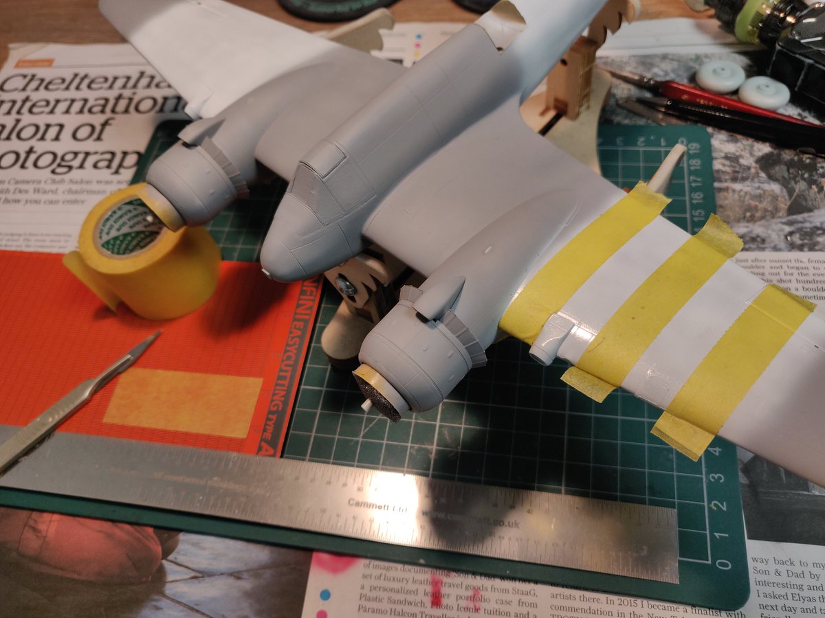 Howard_Barrett's tweet photo. Tedious job but I think it'll be worth the effort! Infini cutting mat is VERY much worth its money for a job like this!
#revell #beaufighter #scalemodel #invasionstripes https://t.co/1pKilk9qvg