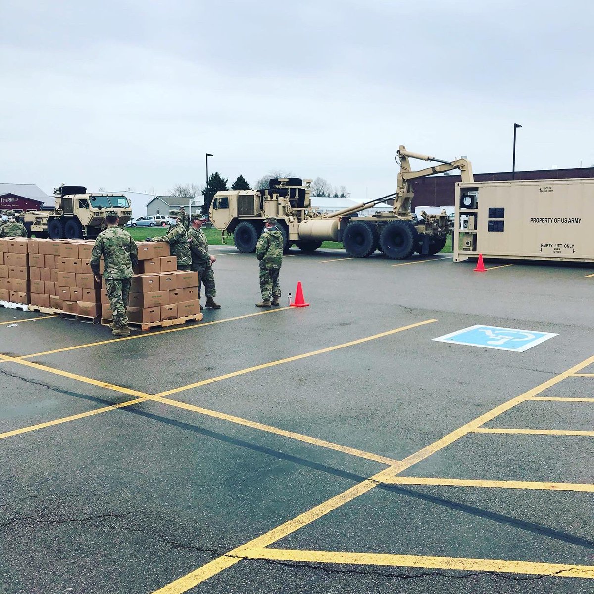 UVCareerCenter's tweet photo. Shared Harvest Foodbank at UVCC today. Wow! Thank you to the Adult Division for coordinating this event, to Shared Harvest for your selfless work, and to the Ohio National Guard for your service! 
#togetherohio #sharedharvest #InThisTogetherOhio https://t.co/JSIwgJcf5p