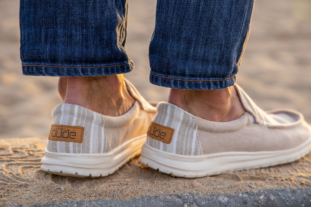 Checkout the new Men’s Summer collection. It’s our biggest selection of styles and fabrics ever produced. Read about the new collection heydudeshoes.co.uk/blog/2020/03/m… 
#newseason #Menssummershoes #treatyourfeet #takeiteasy #style #comfort