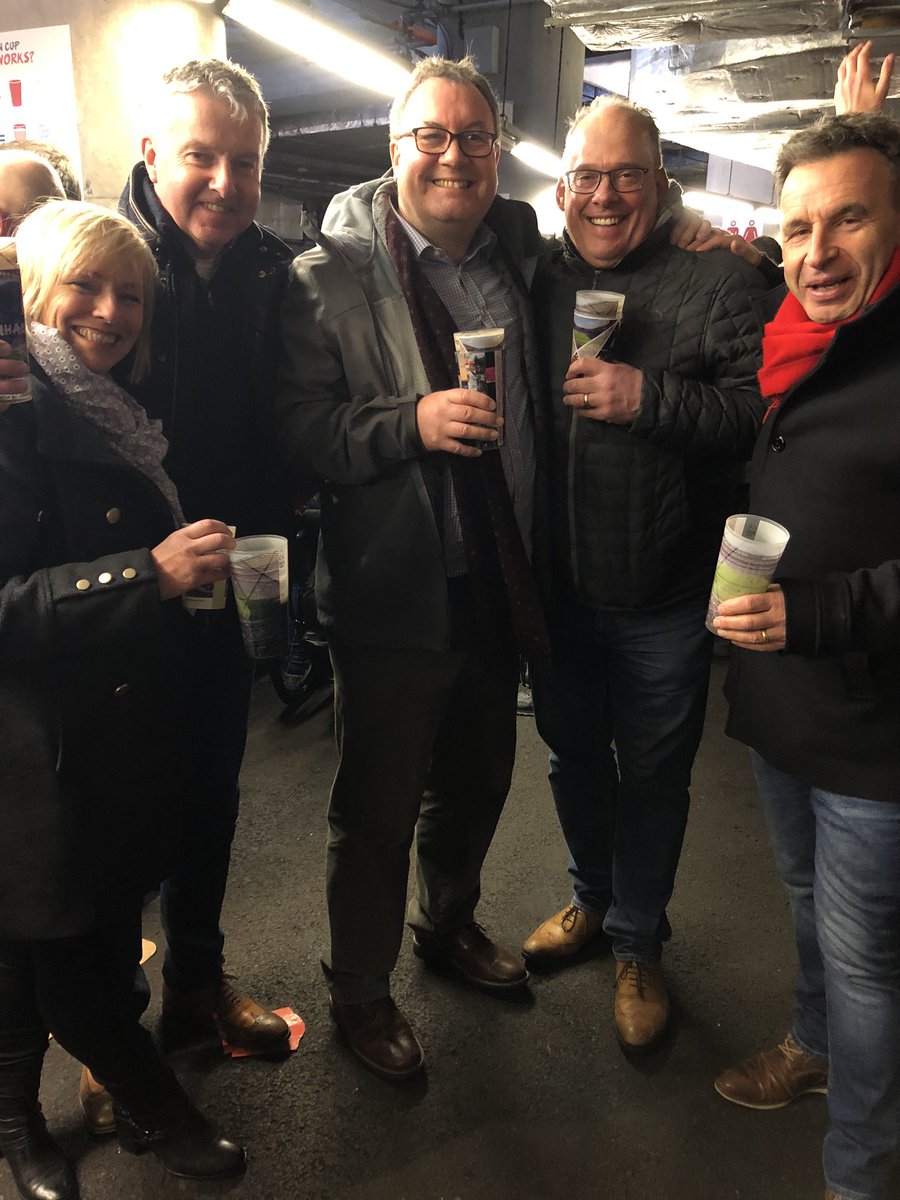 sorrell_lynne's tweet photo. Who’d have thought just a few weeks ago that this would be our last night out! Social distancing from the 1980s! Reality stranger than fiction 🏴󠁧󠁢󠁥󠁮󠁧󠁿 🏴󠁧󠁢󠁷󠁬󠁳󠁿 #BURFC #StayHomeSaveLives https://t.co/cdNpJwSSoN