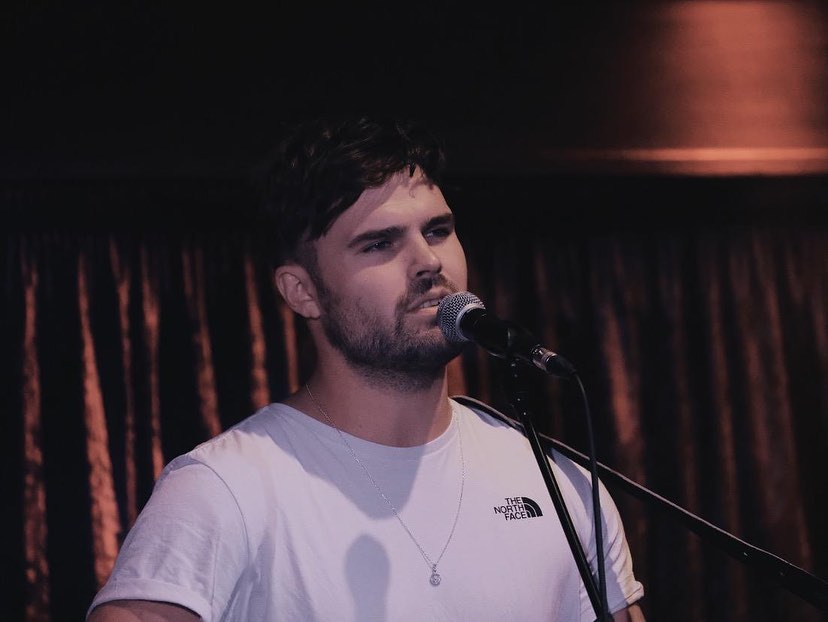 I’m going live on Instagram again tomorrow night at 7.30pm. 
Send in ya song requests...
#singersongwriter #instalive