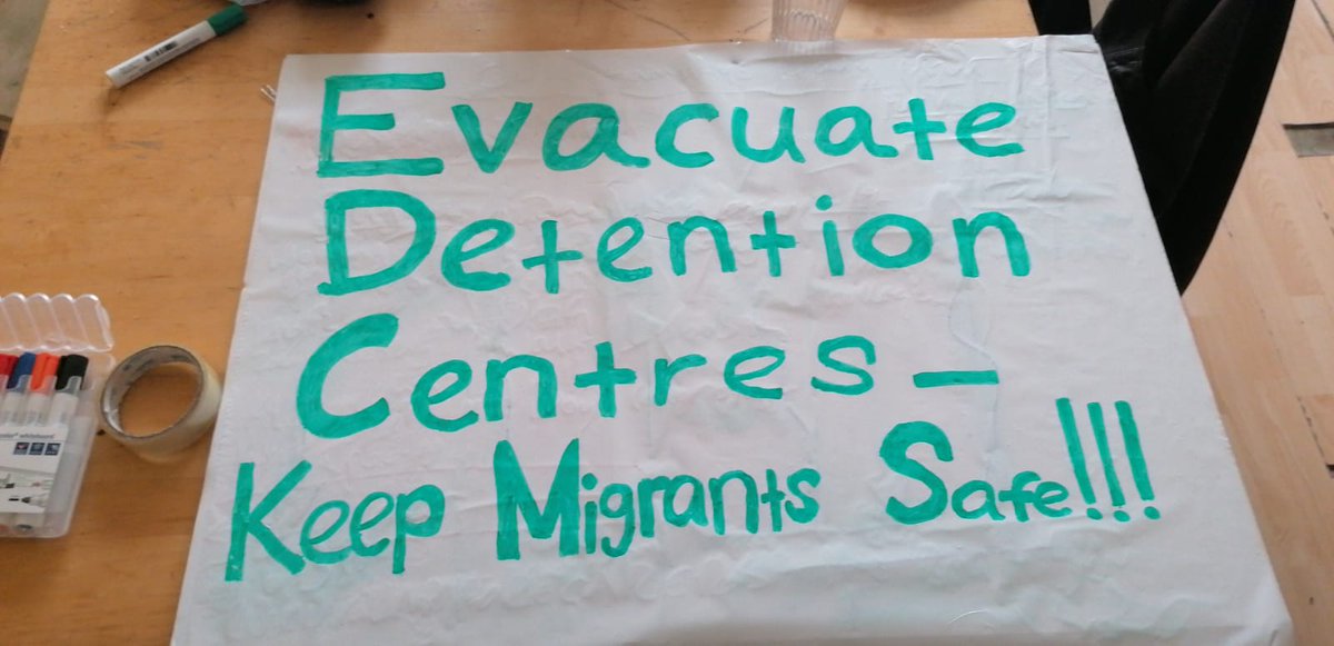 labfreemvmt's tweet photo. Join the #SociallyDistant protest at 3pm tomorrow (Sunday 29/3) by dropping a banner from your window or putting up a sign, then share pics with us!

European governments must evacuate detention centres &amp; refugee camps before coronavirus tears through them. #LeaveNooneBehind https://t.co/uhbaatP67b
