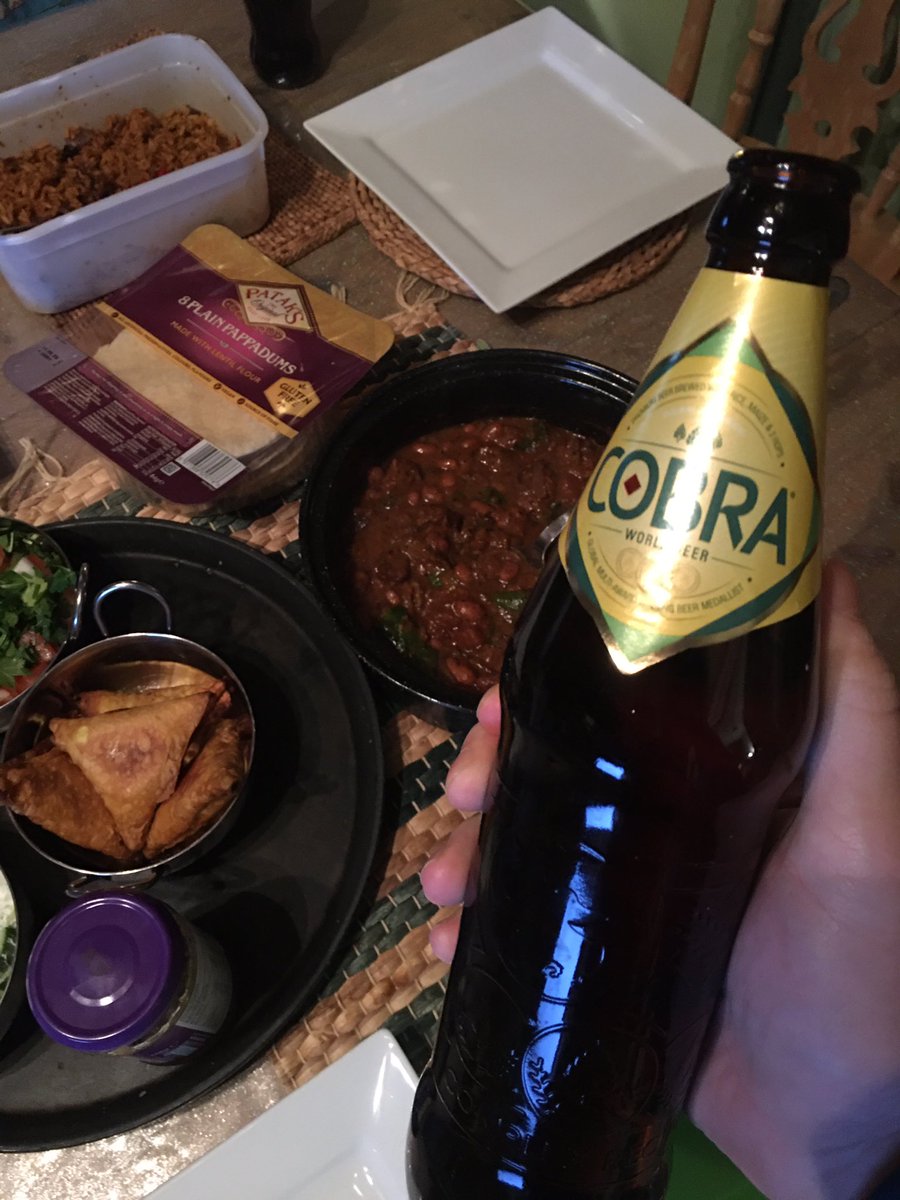 richiecrabb's tweet photo. @RealRomfordPele Curry night 👌🍺 https://t.co/2h0iw5kUf7