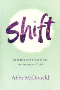 SarahLynneCR's tweet photo. Shift is a lovely guide for how to change your perspective to see God working in your life, by @abby_mcdonald7 #shiftbook #spiritualgrowth #bookreview https://t.co/MljF91cXLp via @SarahGeringer https://t.co/Y1hEacUi2M