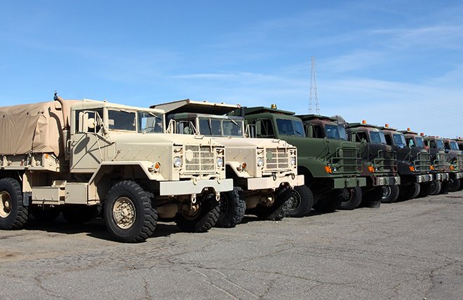 ChargedEVs's tweet photo. 💡 US Army plans for an EV future 
https://t.co/Q7FpJfZytf 
-
@defense_news #EV #electricvehicles https://t.co/FyEzwgOIXK