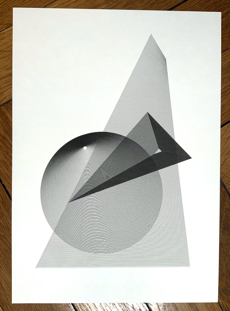 algorigraph's tweet image. back to basic geometries. What I like most is that you can still make out the overdrawn lines. #plottertwitter