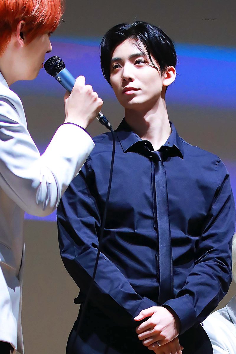 200110 서교팬싸

#에스에프나인 #SF9 
#휘영 #フィヨン #hwiyoung
<a href="/SF9official/">SF9official</a>