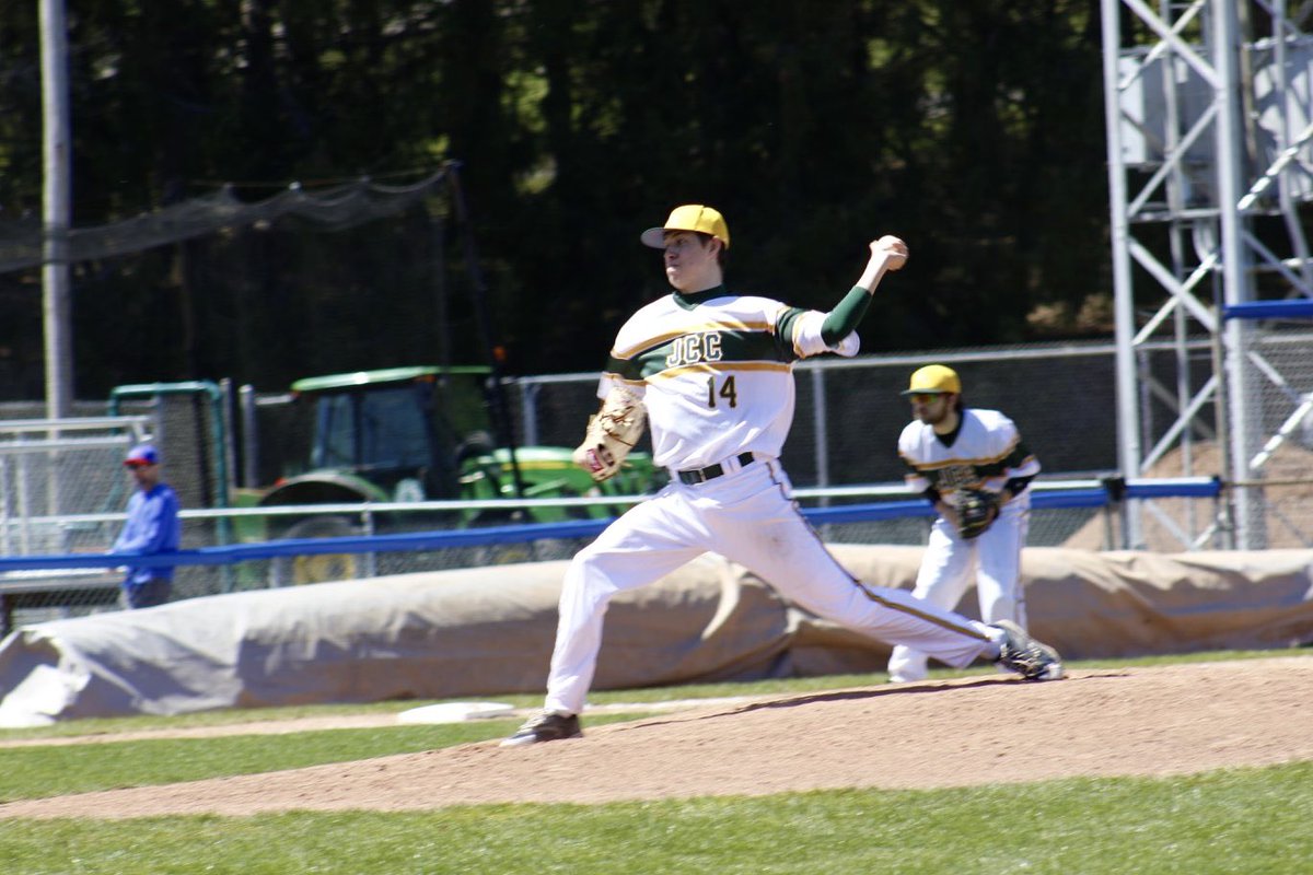 PBINJCAA's tweet photo. Operation NORTHERN EXPOSURE: Introduce amateur baseball prospects to cold-weather @NJCAABaseball @NJCAAReg3 programs.

This week’s featured baseball program is the Jamestown Community College Jayhawks (@JCCJayhawksBase). #SUNY #WhyNotJUCO ⚾️ #NewYorkState https://t.co/vH6Clrc87s