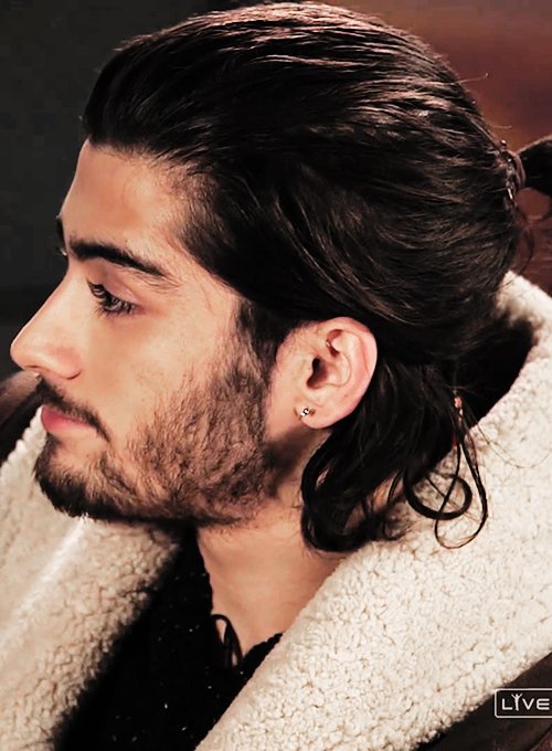  on Twitter zayn malik long hair vs zayn malik bald  httpstcotKokEVdd5P  Twitter