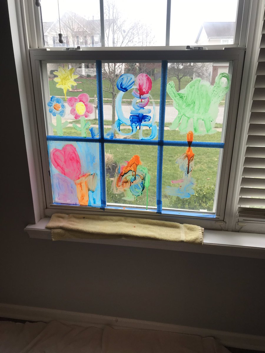 mcurrier85's tweet photo. Being a bit more artistic today with the boys! Hope our neighbors enjoy the sight as they go on their walks! #BeCreative #rainydayactivity #CGTrojanFamily https://t.co/x36quxnudj