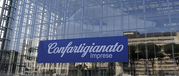 confartigianato's tweet photo. #Confartigianato mette a disposizione del Sistema il cruscotto informativo #EmergenzaCovid19, per assistere gli imprenditori associati e per svolgere attività associativa e interlocuzione nei confronti delle istituzioni e dei media: https://t.co/rO6mvRx4OW
#NoiConfartigianato https://t.co/OHhC3SGjmE