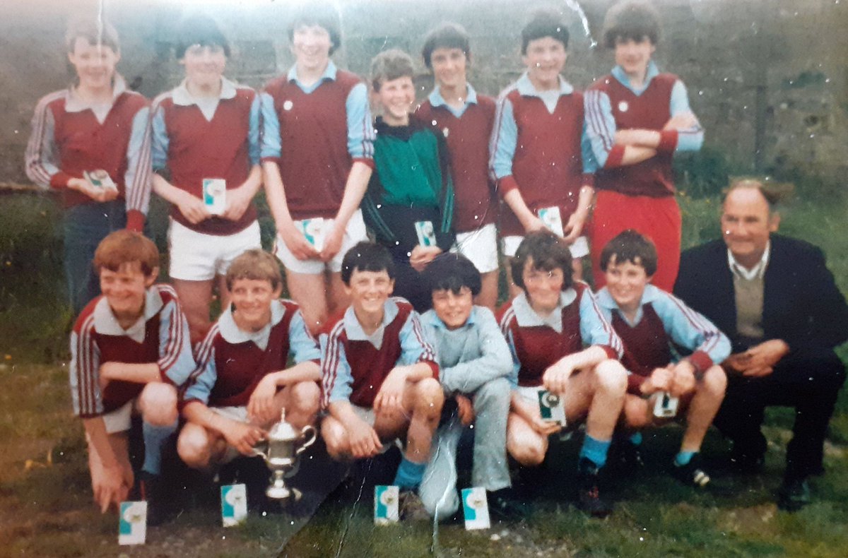 NearyOllie's tweet image. If you are a football person please join the challenge of posting a football photo. 
Very fortunate to have some great coaches &amp;amp; teammates in @MervueUnitedAFC over the years. #RealPlayerDevelopment