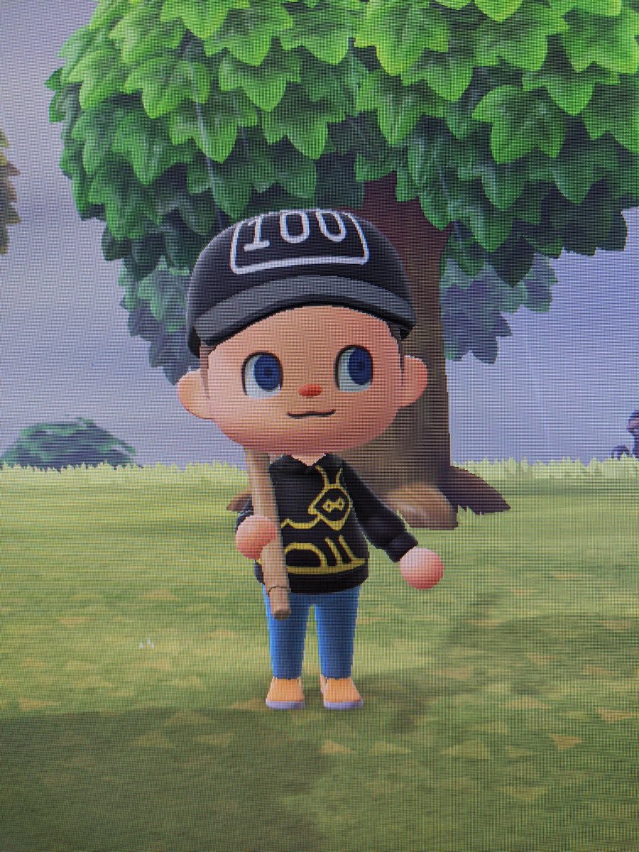 Snickidy's tweet photo. Made a Capra hoodie on animal crossing @OpTic_BigTymeR #capracollection https://t.co/MIQ6Xhf2Me