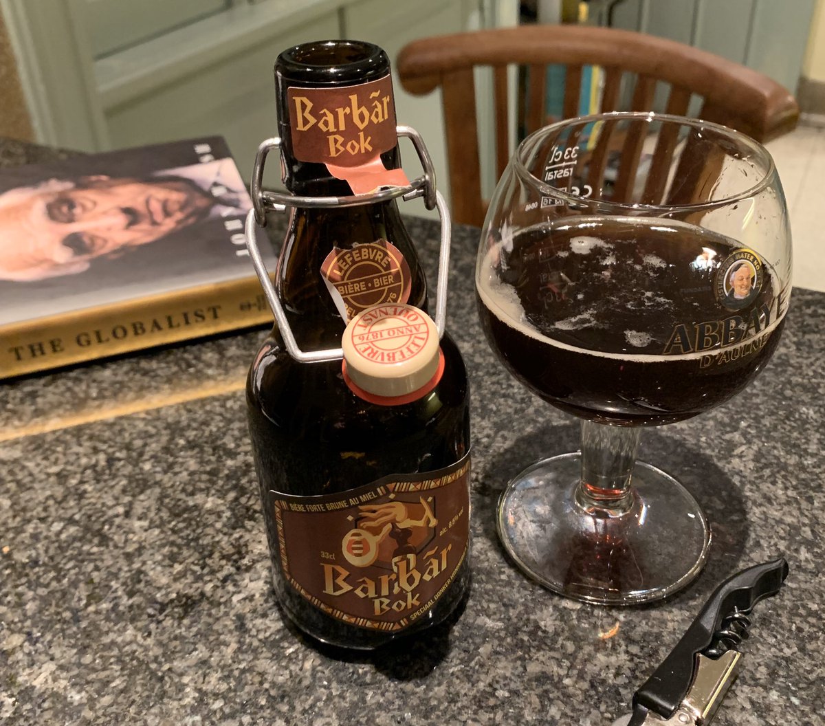 flynn_val's tweet photo. Dear #virtualdrinkingbuddies our honoured guest @TwoPaddocks. Tonight’s #beer Barbār Bok Brune au meil 8.5% #belgiumbeer. #SocialDistancing #Caremongering #COVID19Belgium #WashYourHands #PhysicalDistance Don’t forget #clocksgoforward 💤 🛏 @louisbxl13 @DavidTaylorNZ 🙏💪 https://t.co/BOauPhb89g