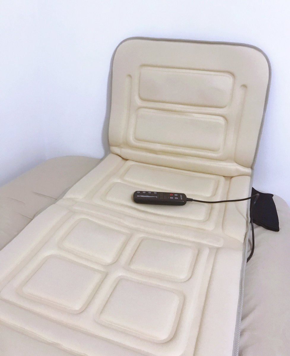 ExteriorID's tweet photo. Now that we are stuck in the house, I’ve been using Belmint full body vibrating massage mat and it has been great. Has 5 massage modes and 3 vibration levels. You can also choose to vibrate one area at the time.
https://t.co/MUAVZpqtNC
#massagebed #massagemat #massageathome https://t.co/fU3AkFRUZC