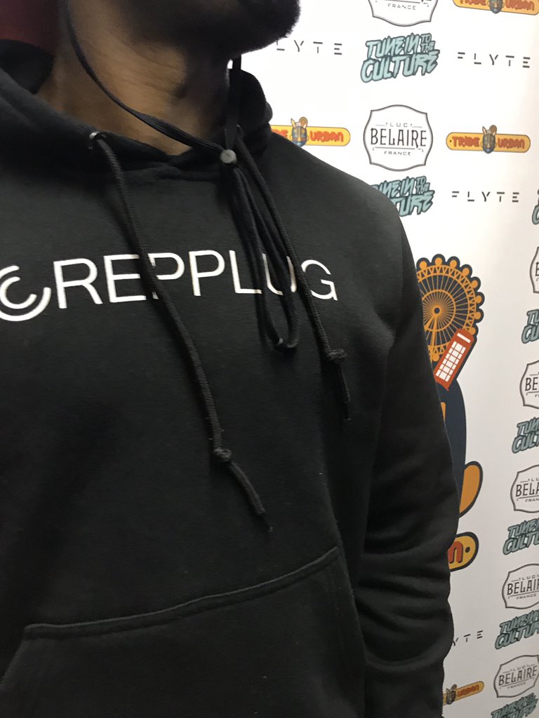CashCorp_'s tweet photo. @creppluguk came through to CSH UNDERGROUNDZ to talk about the sneaker game &amp; how fashion has changed in the last 3 decades!🔋👾#CshCorp https://t.co/8XRZoqYH35