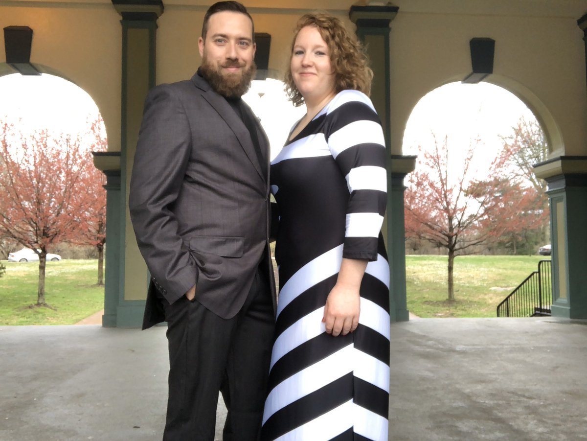 deejaythompson's tweet photo. #royalquarantinewedding #rizzutoshow @RizzShow  @BlueBirdAshes24  #picnicintherain https://t.co/5K0m3xCt3a
