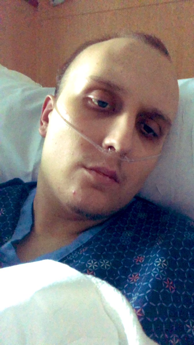 xkeiton's tweet photo. they ain’t letting me have margaritas in here, it’s my one request. shoutout to nurses tho y’all are angels https://t.co/9ggMCVSfjT