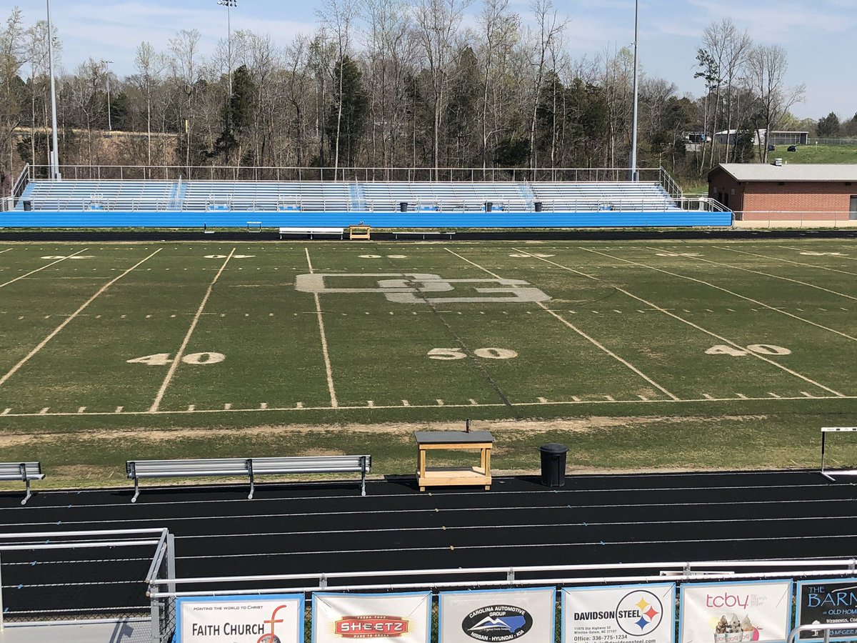 OakGroveGrizzFB's tweet photo. Anyone missing this yet? #BearDown #BeOG #NextStep https://t.co/XLuCvWg2Fd