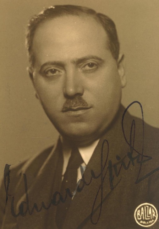 Auschwitz Memorial tweet media