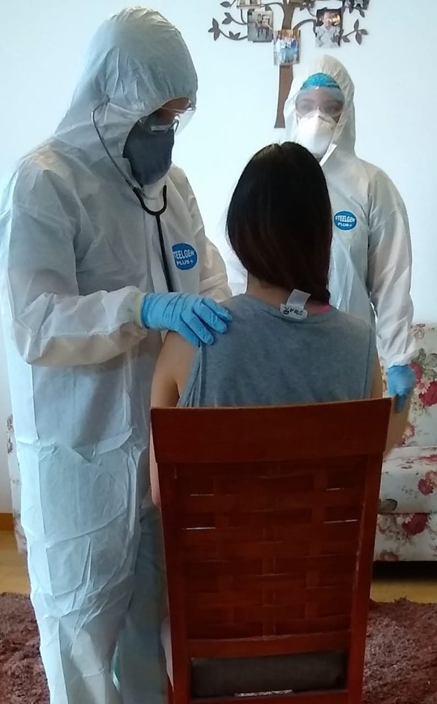 Profesionales del Distrito 09D01, brindan atención médica domiciliaria a usuarios con patologías respiratorias, en fines de semana, cumpliendo estrictamente con protocolos de bioseguridad. #Coronavirus #PrevenciónEsSalud
