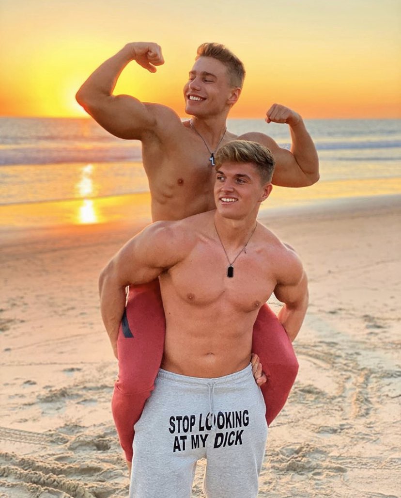 PaulCassidyOF's tweet photo. Happy boys 😇😀 @lilelio1 https://t.co/7i87JzFhOB