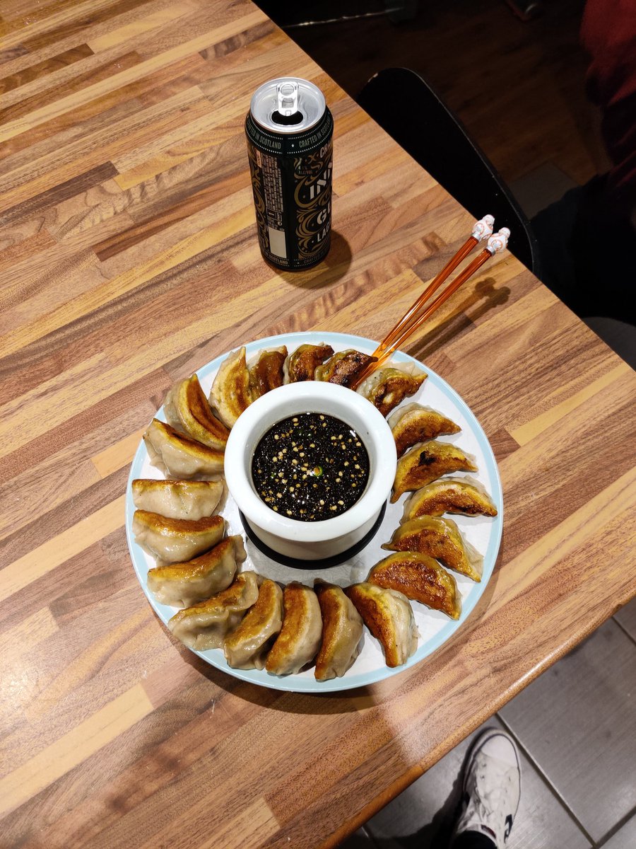 kylelawson98's tweet photo. @therealweissman Bruh check these cheeky bois out. Cheers for the recipe 👌 https://t.co/3dbh6IWHRl