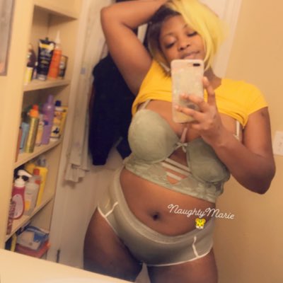 #NewProfilePic https://t.co/w8B461SUZ6<a href="/tag/newprofilepic"class="tags">#NewProfilePic</a>