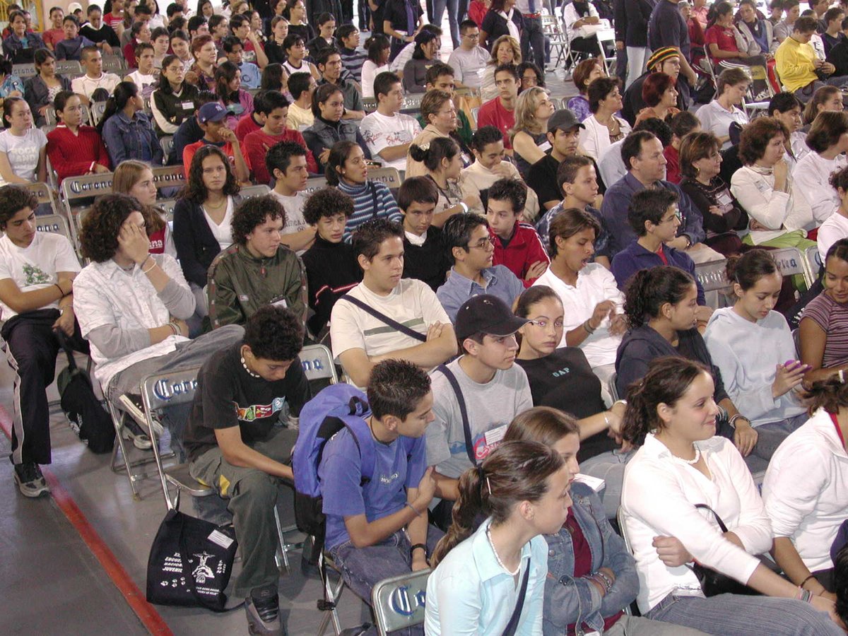 rcPADILLA24's tweet photo. @fefmexico @FEFJuveniles @FuerzaFEFUs @JP_FEF Encuentro Nacional de Juveniles 2003
Las Bienaventuranzas
Región León
@FEFJuveniles https://t.co/ChYJEqHw9o