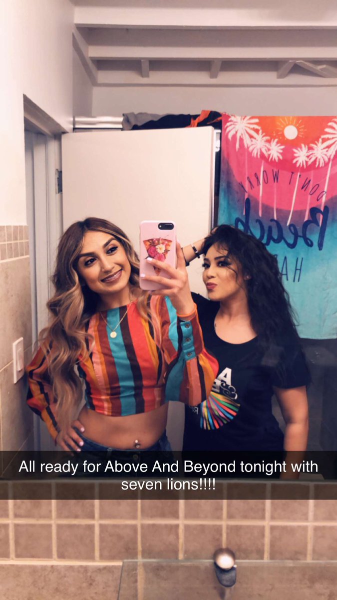 aciremabc's tweet photo. A year ago today I was on my to Miami for Ultra 😭😢 waooooooow
#UltraMiami2019 https://t.co/kB2664Gq7M