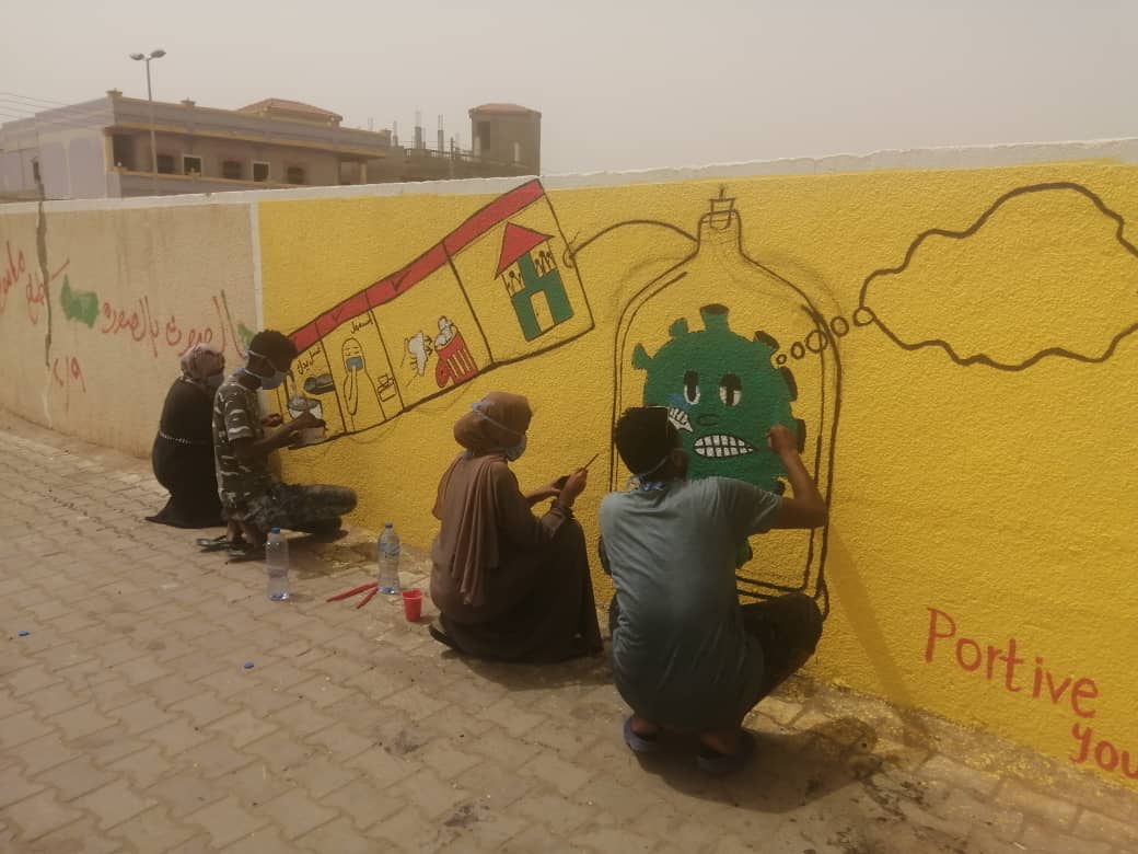 WakeepAr's tweet photo. متداول | شباب بمدينة #بورتسودان يبتكرون طريقة جديدة في التوعية عبر رسم الجداريات التوعوية لمجابهة فيروس كورونا

#كورونا_السودان

#واكب https://t.co/7OMtquWcHY