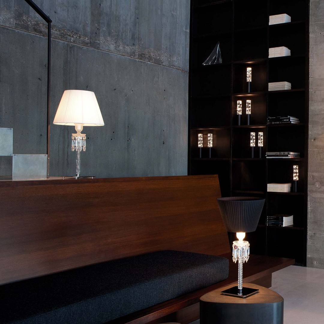 AltriTempiStore's tweet photo. BACCARAT | Torch Lamp diseñada por Arik Levy

Una combinacion de tecnología con un elegante toque lírico, sin olvidar una pizca de humor con la pantalla negra colocada al revés. | #AltriTempiDR #Baccarat #TorchLampBaccarat
 
Conoce más https://t.co/sqRwoS6omA https://t.co/zifPvtVPbs
