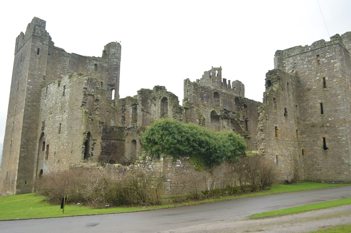 During the civil war, John Scrope held the castle for the King and it suffered heavy damage from Parliamentarian forces, pretty much destroying the North West corner of the castle  #boltoncastle